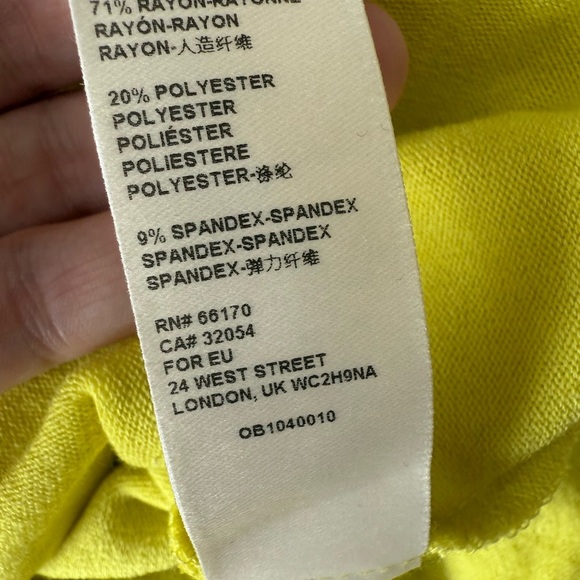 NWT Free People We The Free Cold Shoulder Lemon Squeeze Sweatshirt Size XL - Picture 7 of 9